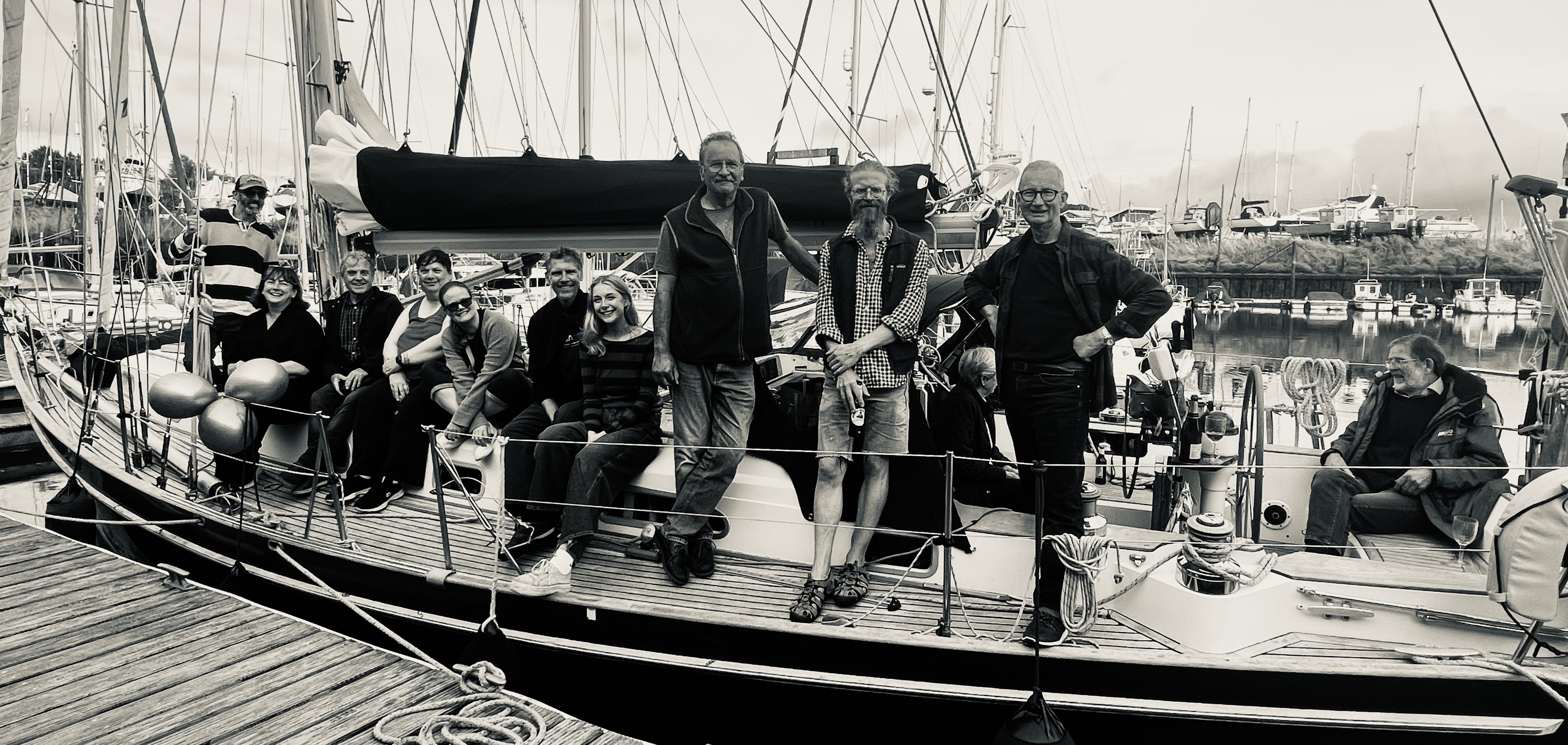 Crew (left to right): Mark Sampson, Mary, John Vass, Renée Mineart, Michelle Bowden, Me, Emma, Chris Sutherland, Kevin Warren, Liz Mapplebeck, Mike Smithson, Phil Bays (Ben's Dad). Photographer: Andrea Bays. Crew unable to join us in order of their joining the boat: Ben, Glen and George. 